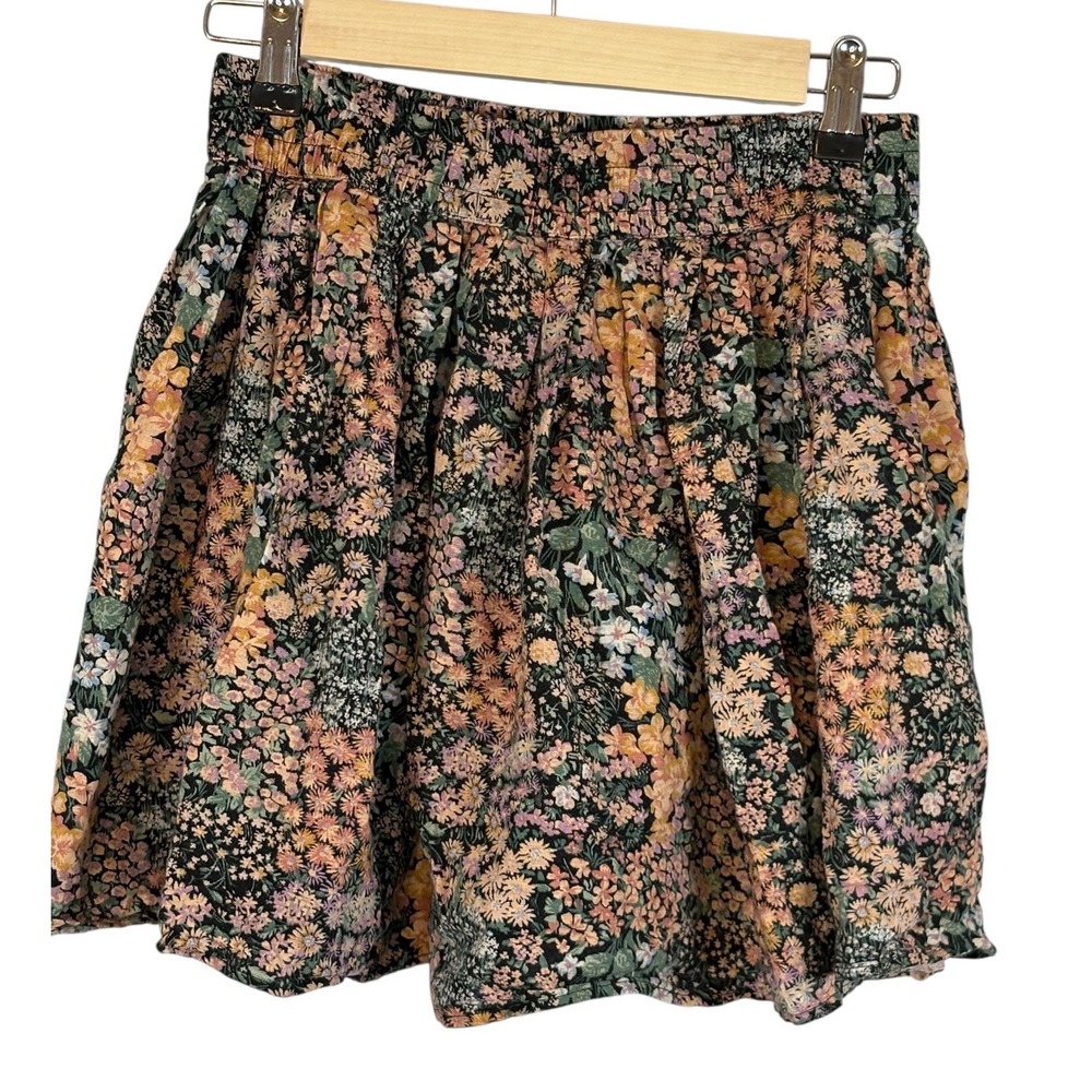 American Eagle Floral Mini Skirt Womens‎ Small Black Cotton Linen Smocked 03593